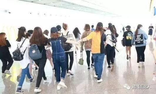 薛之谦机场爆料了吗视频 第1张 薛之谦机场爆料了吗视频 第1张